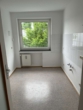 Küche - Aukamm: Renovierte Wohnung mit Balkon – Blick ins Grüne – SP möglich