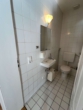 WC 2 - Tolle Altbauetage mit riesigem Balkon! – seitlich Adolfsallee – mit Stellplätzen!