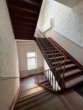 Treppenhaus - Tolle Altbauetage mit riesigem Balkon! – seitlich Adolfsallee – mit Stellplätzen!