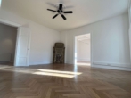 Altbaucharme - Tolle Altbauetage mit riesigem Balkon! – seitlich Adolfsallee – mit Stellplätzen!