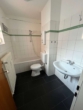 Badezimmer - Taunusstein, solide 2 Zimmer, Küche, Bad, Balkon – grüne ruhige Lage