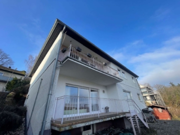 Großes und moderniesiertes 8 Zimmerhaus in Aarbergen-Michelbach, 65326 Aarbergen-Michelbach, Einfamilienhaus