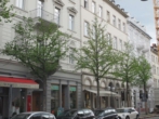 Straße - Taunusstraße, sanierter Altbau, 4 Zimmer, Küche, Bad