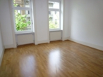 Zimmer 2 - Taunusstraße, Stilaltbau mit Terrasse, hohe Stuckdecken, Parkett, EBK möglich