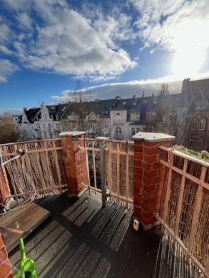 Dachgeschoss, 3 Zimmer + Balkon, Rheingauviertel-Altbauwohnung, 65197 Wiesbaden, Dachgeschosswohnung