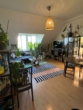 Wohnzimmer - Schöne Altbauwohnung 5. OG! Im Rheingauviertel mit Blick über Wiesbaden
