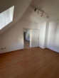 Wohnzimmer - Süße DG-Wohnung für Singles oder Paare! Renoviert! City