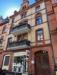 Hausansicht - Süße DG-Wohnung für Singles oder Paare! Renoviert! City