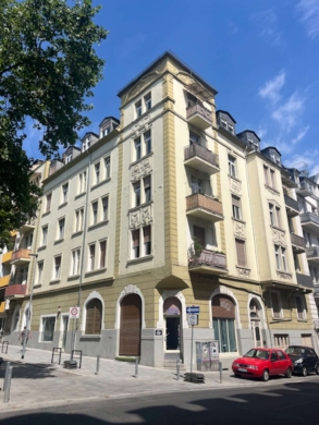 Renoviert 2-Zimmer-Altbau-Wohnung am Elsässer Platz, 2 Balkone!, 65195 Wiesbaden, Etagenwohnung