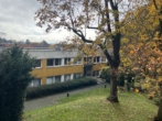 Ausblick - Gepflegte 3 Zimmer + Balkon - Blick ins Grüne - Parkplatz möglich