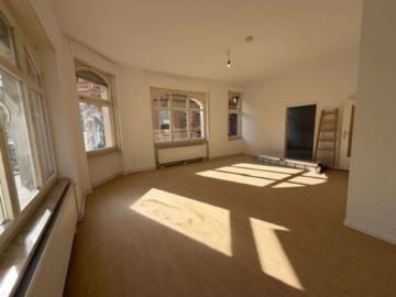 Helle Erdgeschosswohnung, 3 Zimmer, Westend, renoviert!, 65195 Wiesbaden, Erdgeschosswohnung